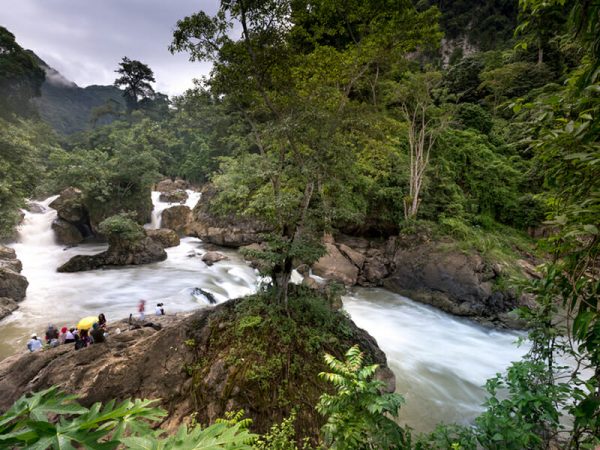 Dau Dang Waterfall