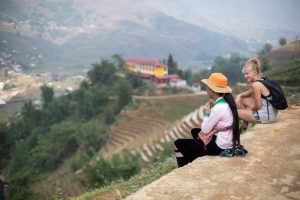 Sightseeing tour to learn ethnic people's lives in Ta Van Village